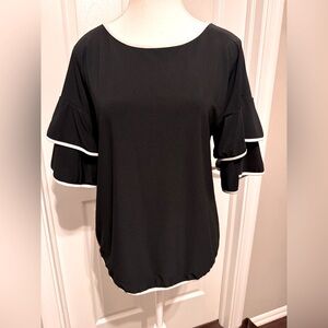NWT, NY Collection, black blouse with white trim and scalloped sleeves